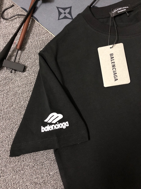 ブランドTシャツ素材ディテール